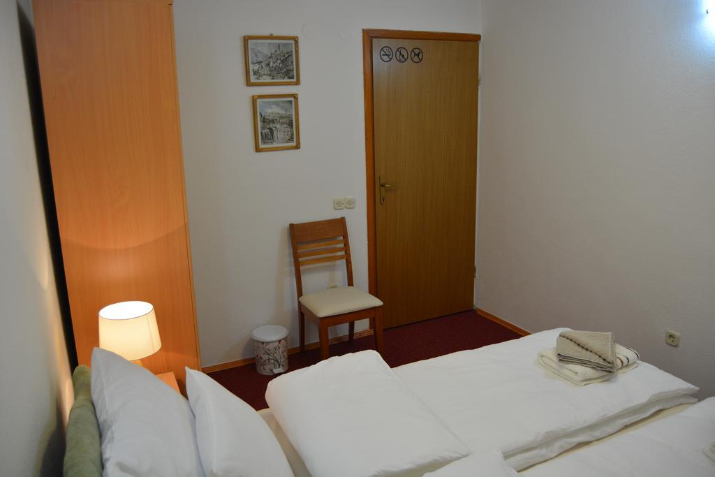 Hostel Denal Sarajevo Phòng bức ảnh