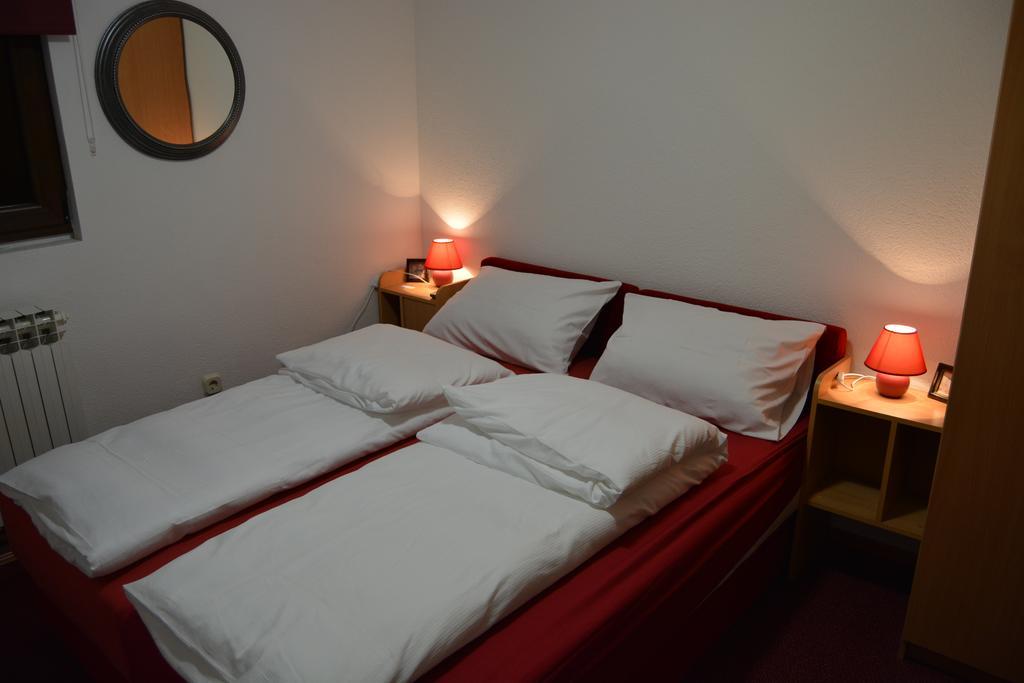 Hostel Denal Sarajevo Ngoại thất bức ảnh